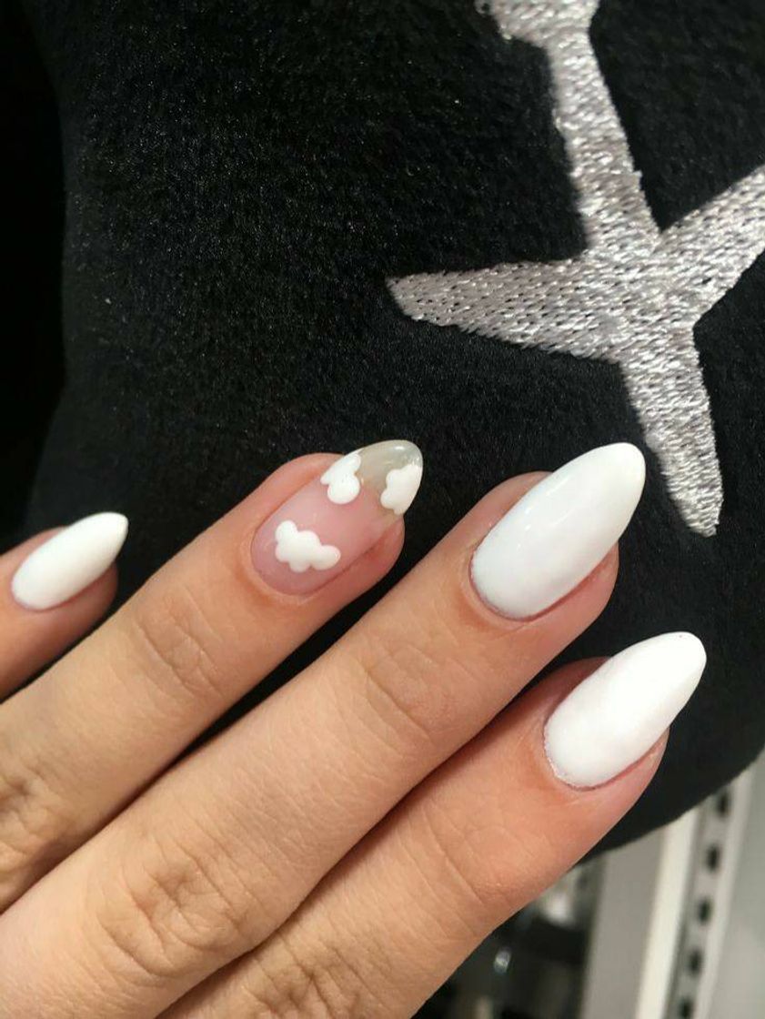 Moda Nails white 