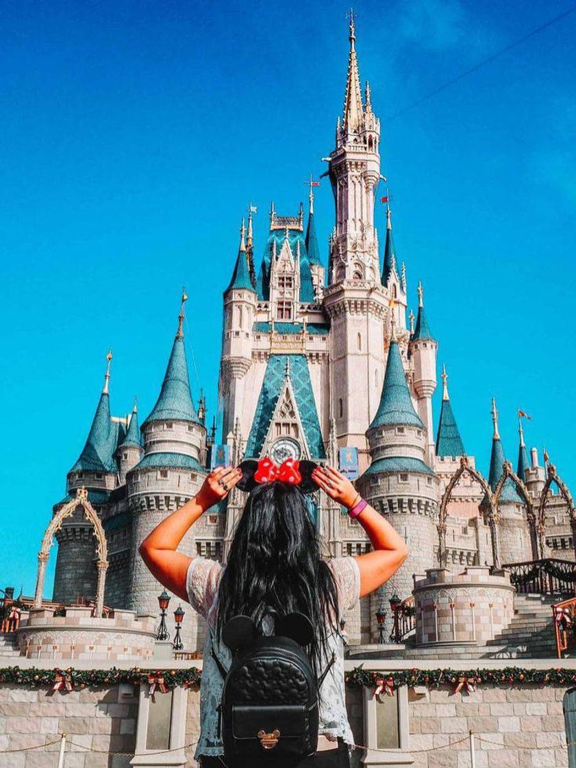 Fashion Aii deve ser tão bom a Disney 😁✨