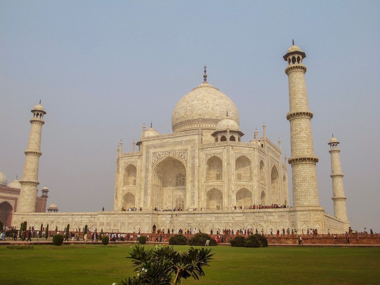 Place Taj Mahal