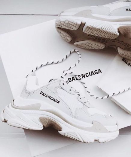 Balenciaga Triple S 