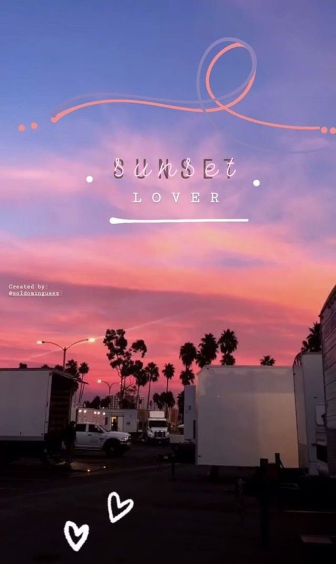 Social sunset lover 