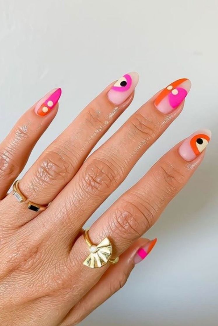 Social Pretty Mani