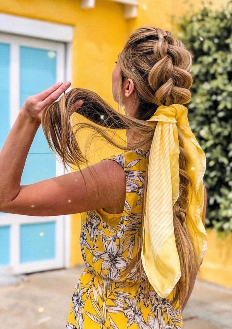 Social Braided Hairstyles for Serious Summer Vibes 