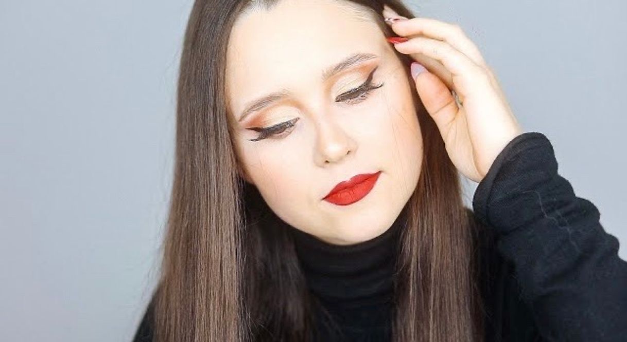 Social MAQUILHAGEM FÁCIL PARA ARRASARES NO NATAL | Mariana Duarte