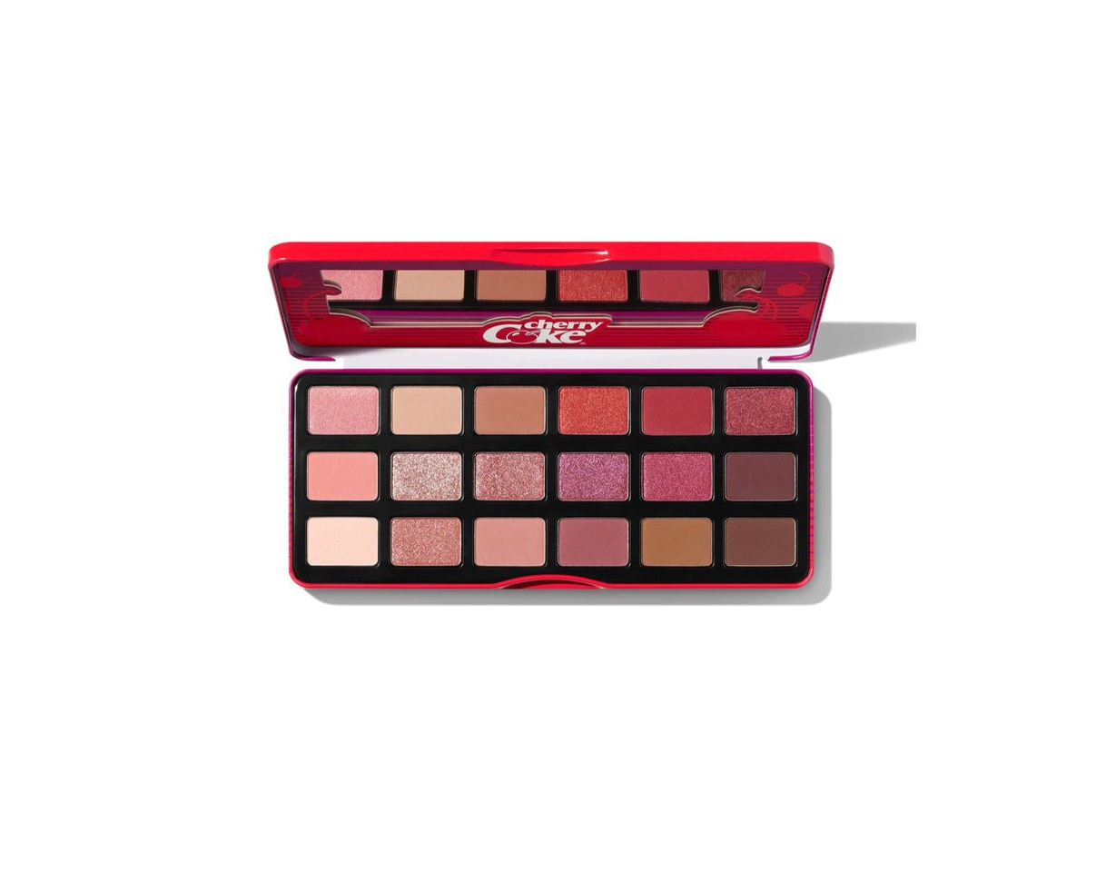 Beauty Cheeerfully cherry Coca Cola x Morphe