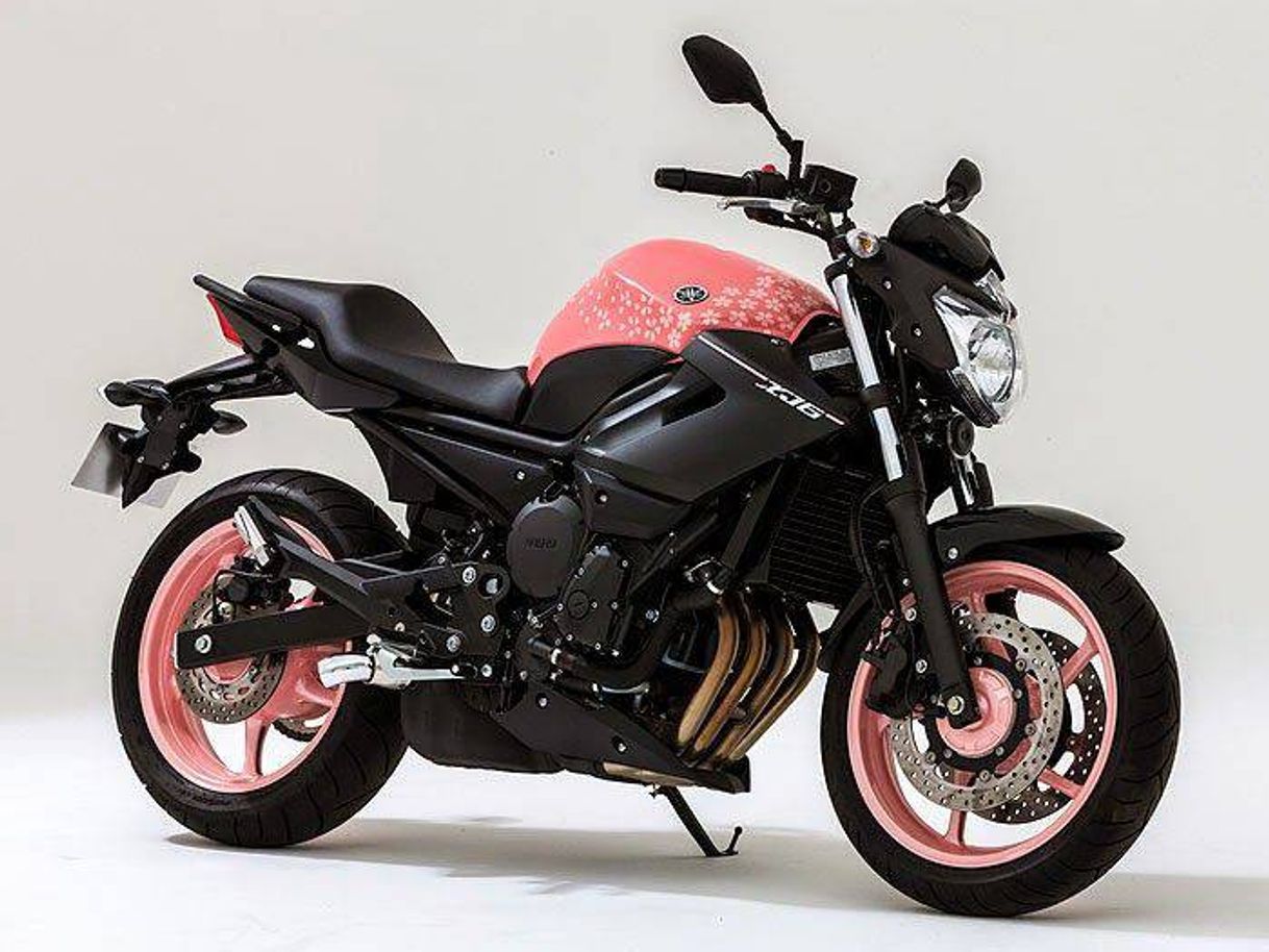 Moda Yamaha XJ6 N