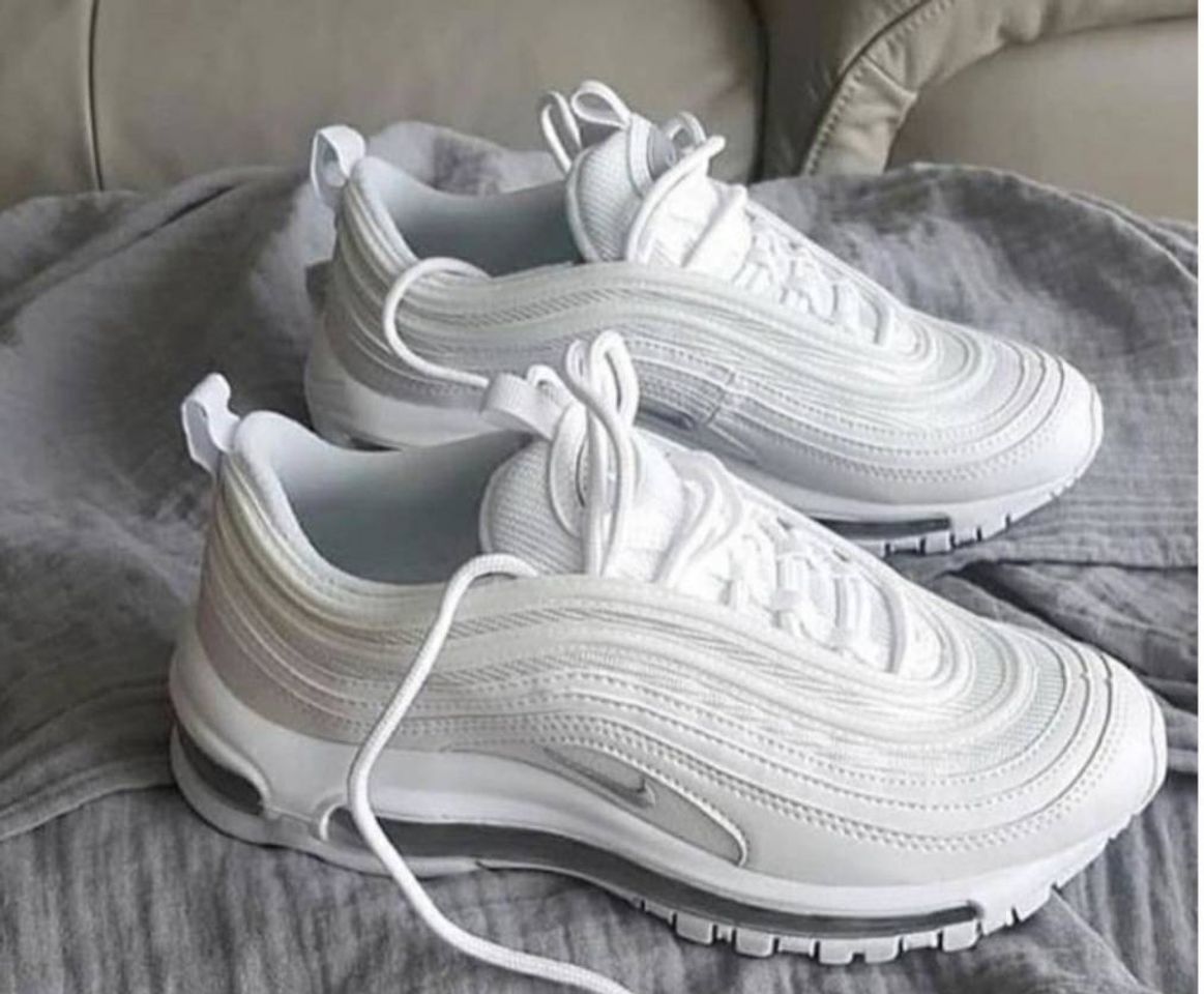 Social NIKE AIR MAX 97

