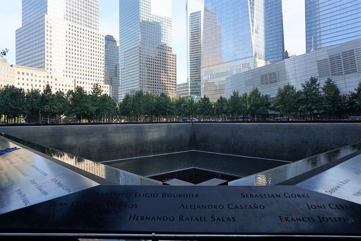 Lugar 9/11 Memorial