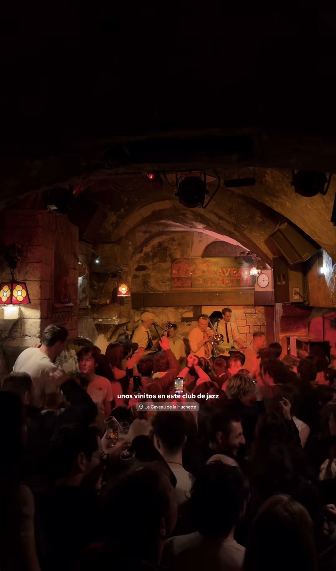 Place Le Caveau de la Huchette