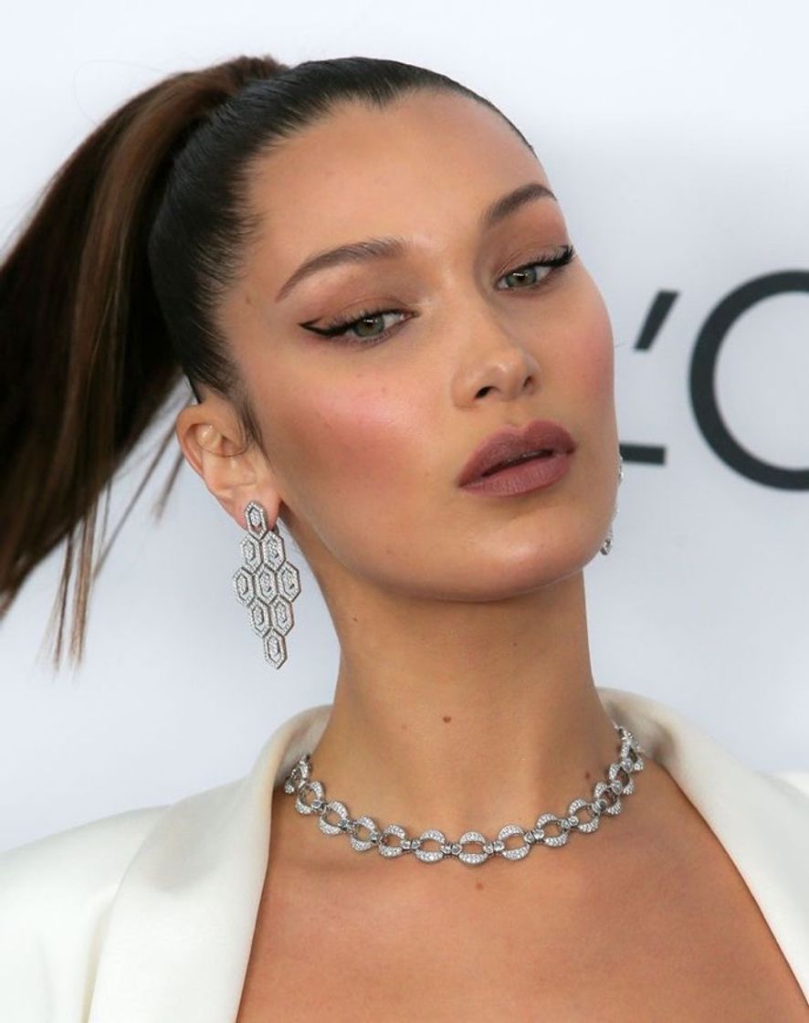 Social Bella Hadid 