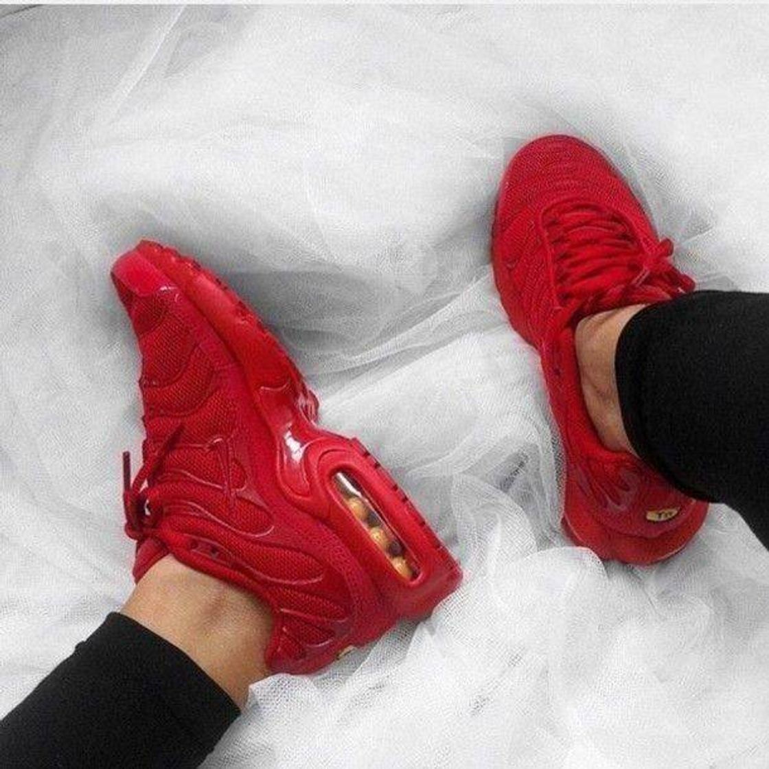 Product Red shoes❣️❣️