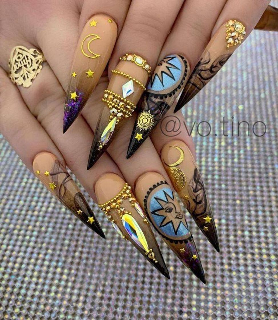 Moda Por que uma nails é uma nails neh gentie?kkkk