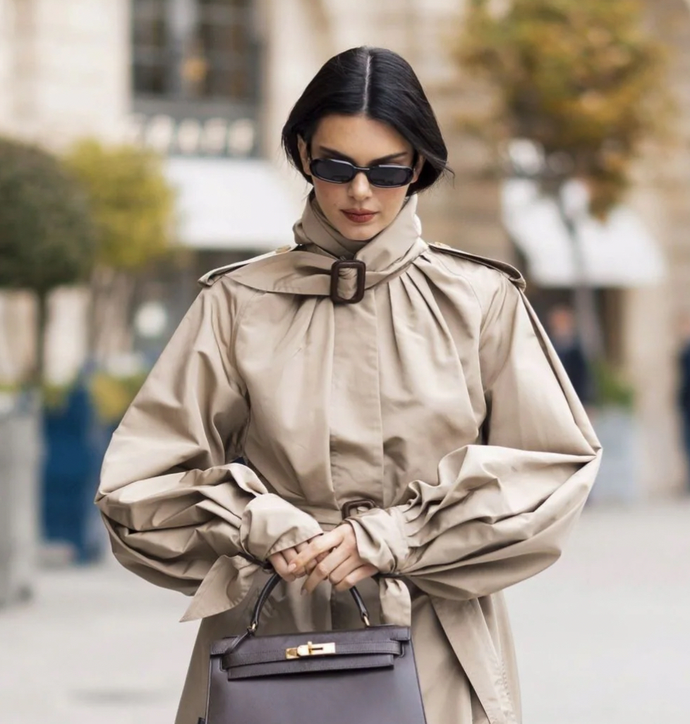 Social Gabardina beige – Clásico con actitud