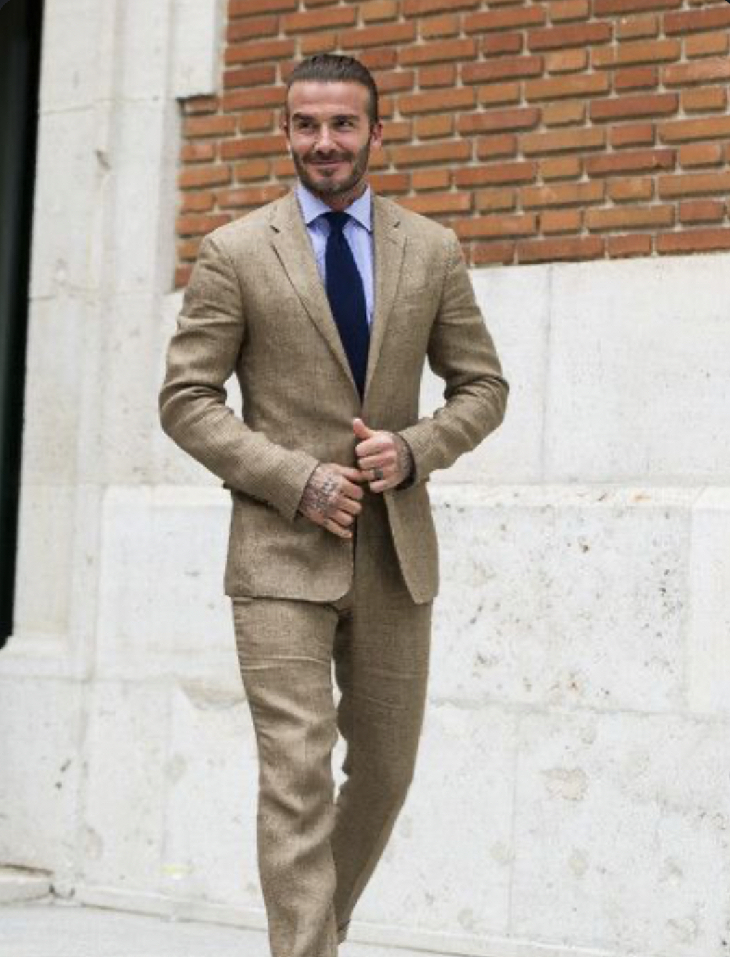 Social Traje de lino claro: el rey del verano
