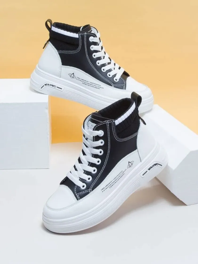 Moda Letter Graphic Lace-up Front High Top Sneakers