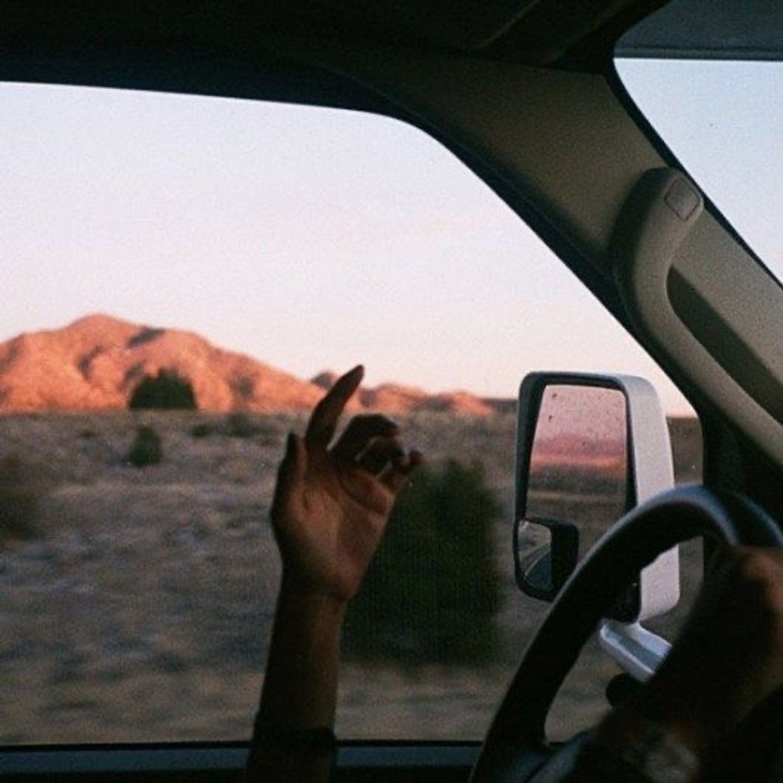 Canción DE TODO UN POCO