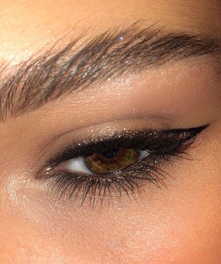 eyeliner