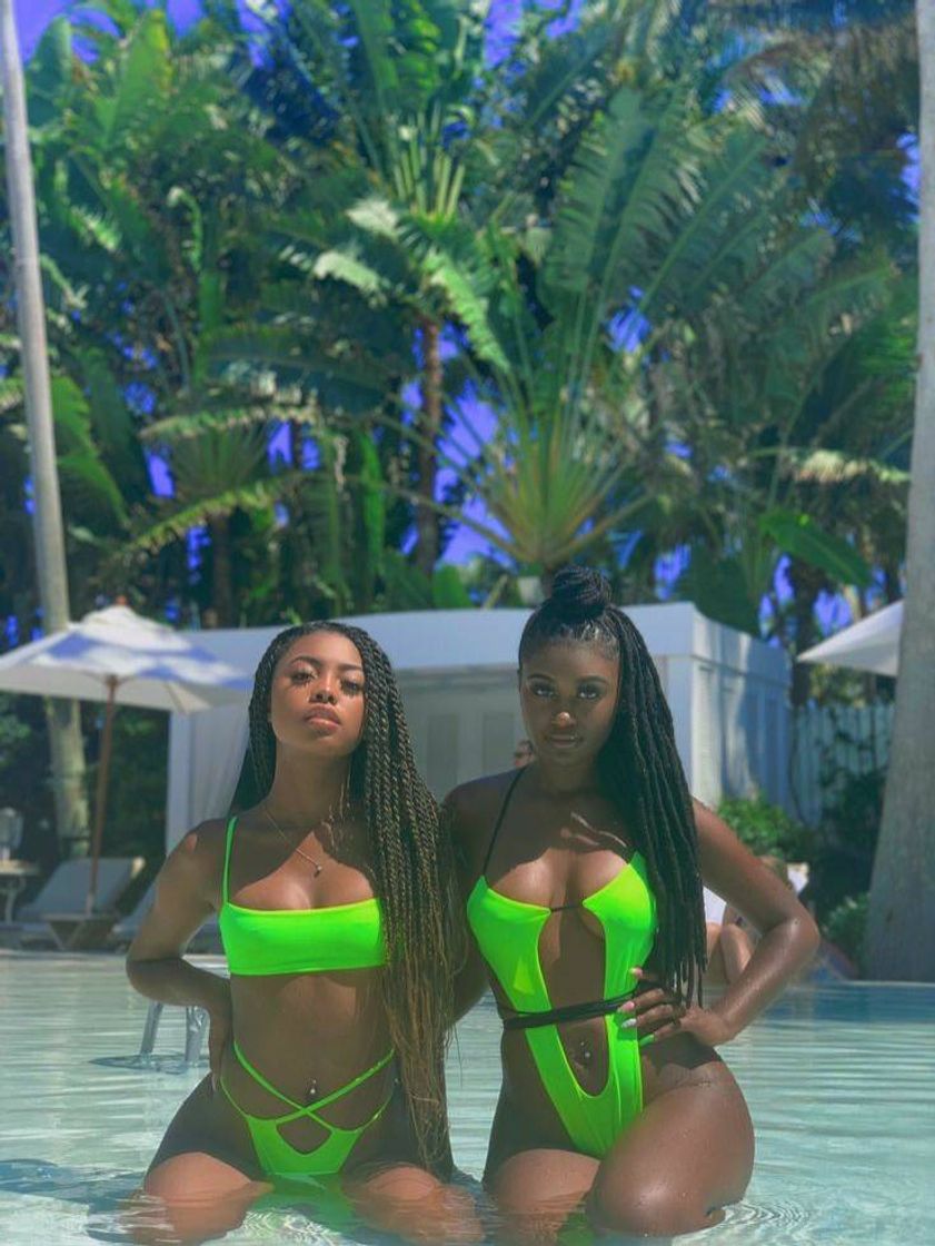 Fashion neon green bikini 💚✨