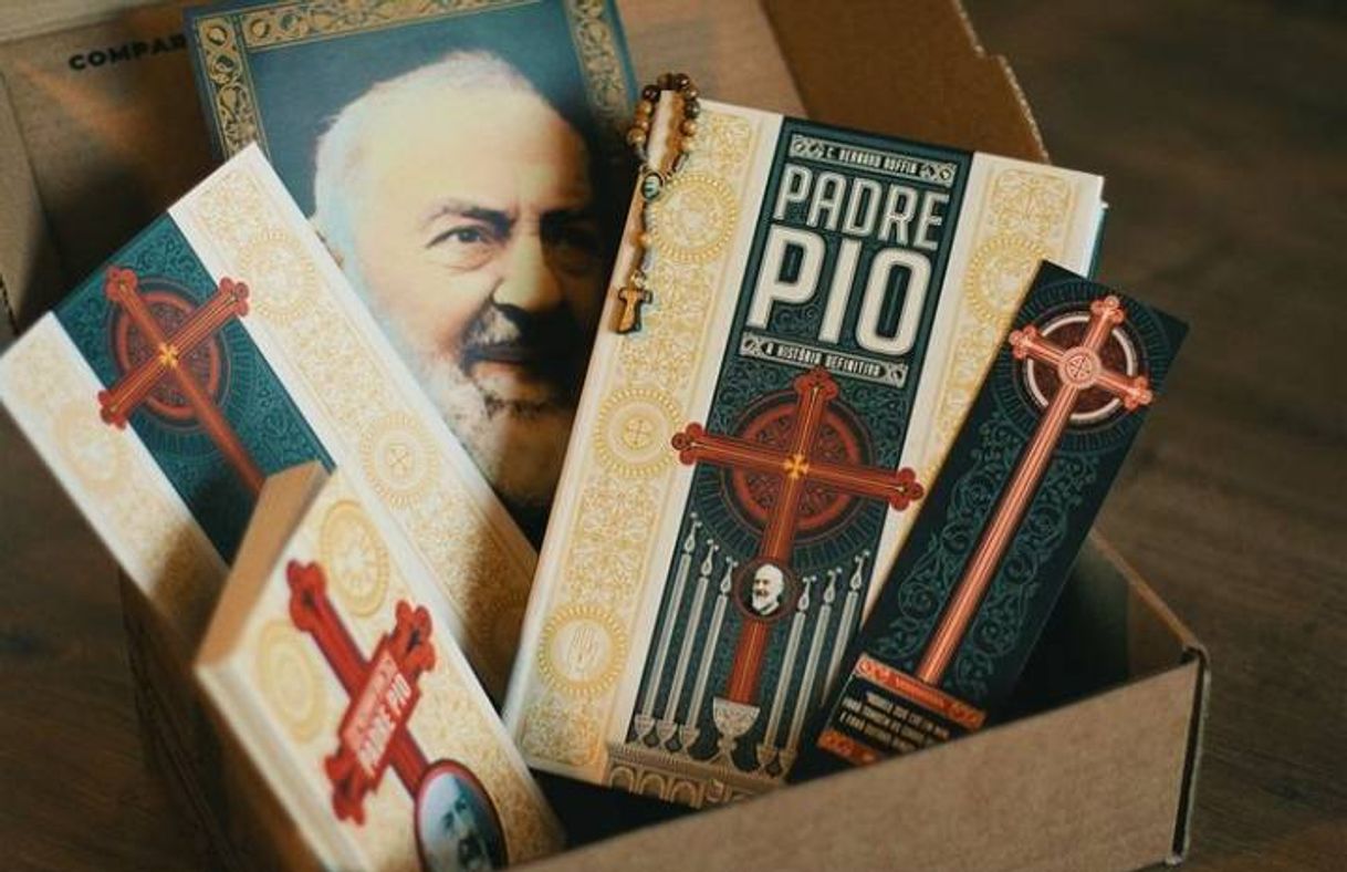 Fashion Livro São Padre Pio