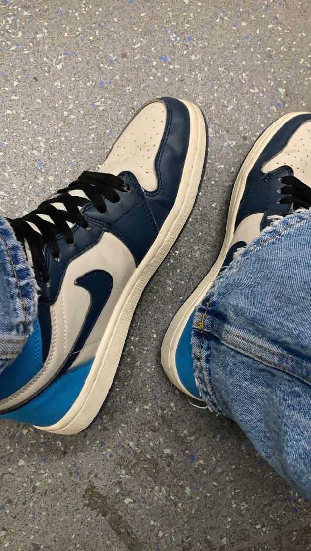 Moda Jordan 1 Obsidian 