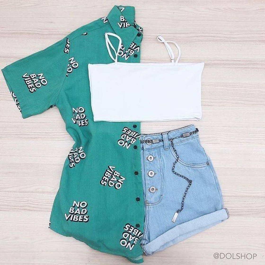 Fashion Top com shorts e blusa de botões