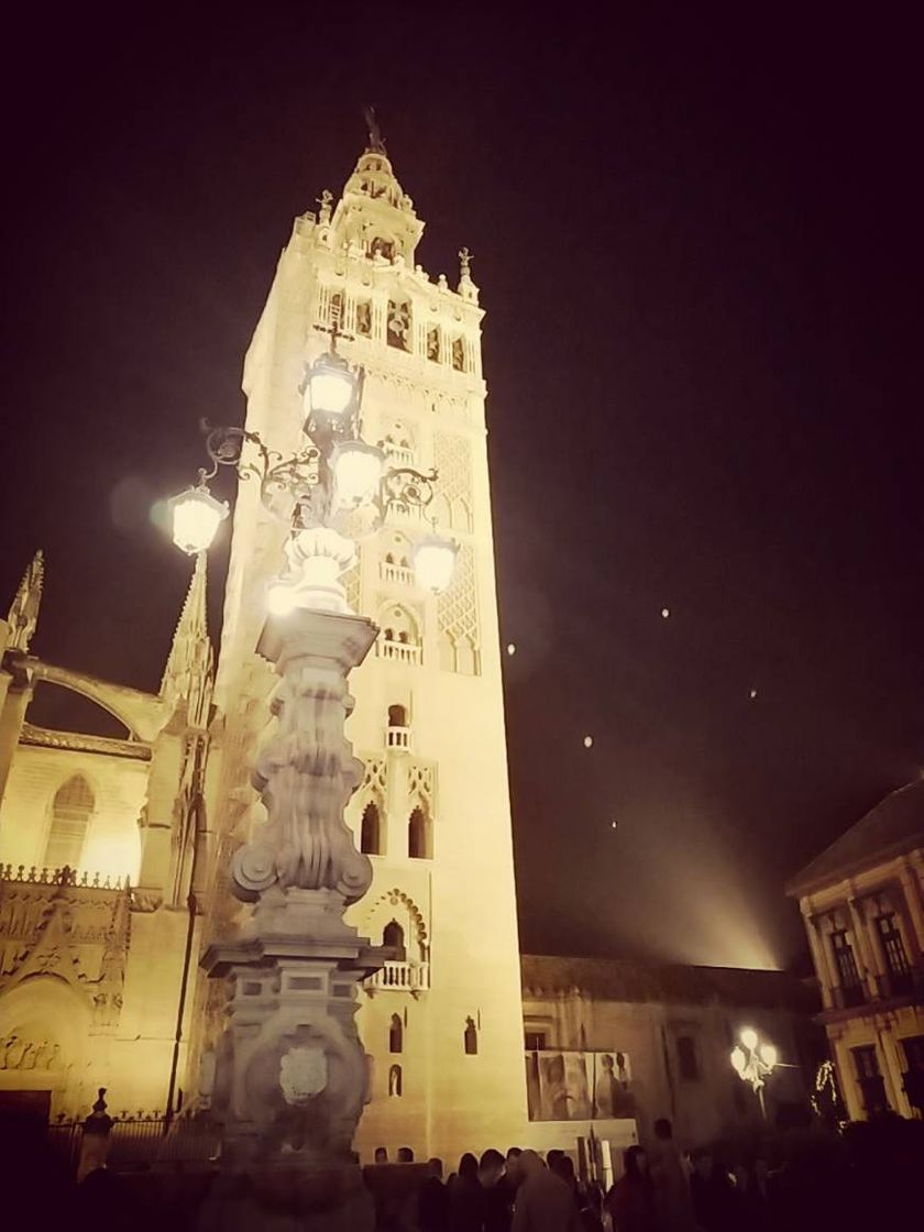 Place La Giralda 