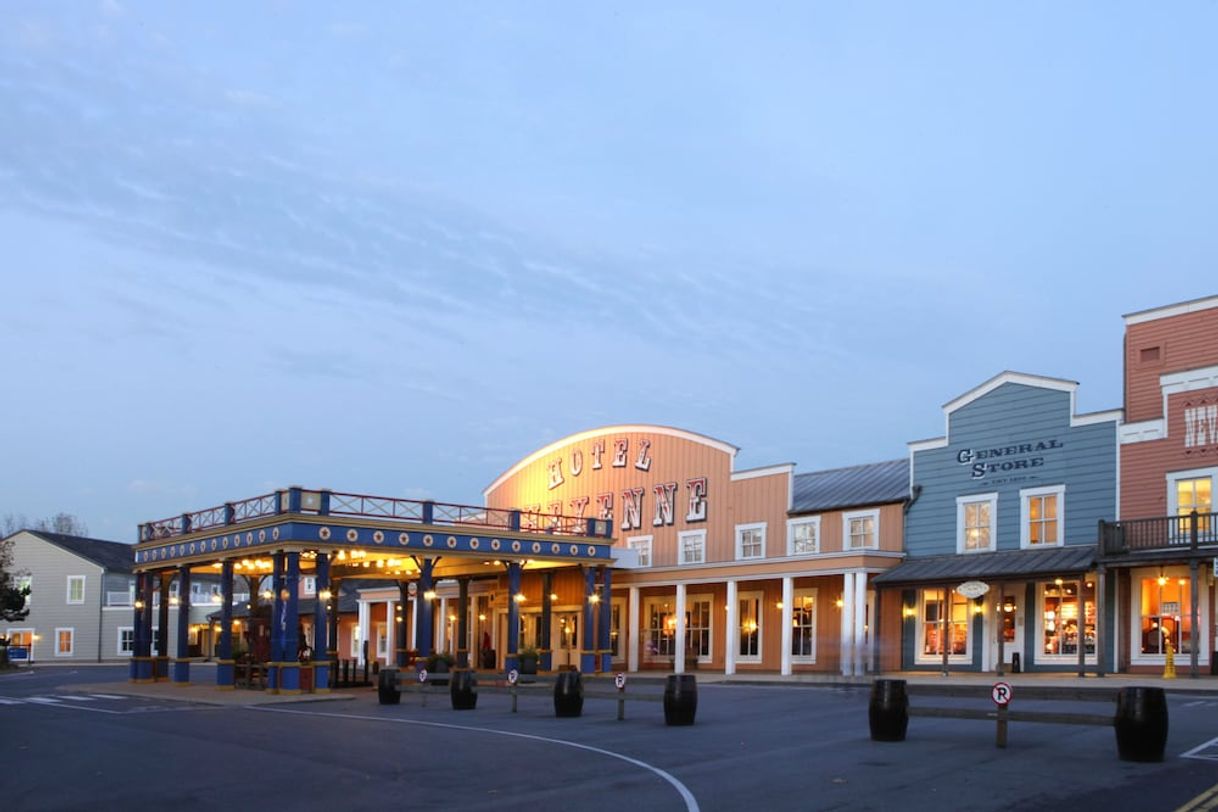 Lugar Disney's Hotel Cheyenne