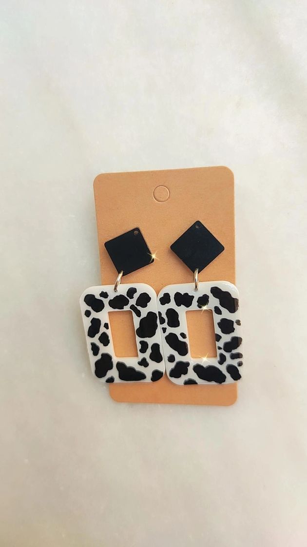 Moda Pendientes diseño vaquita 🐄