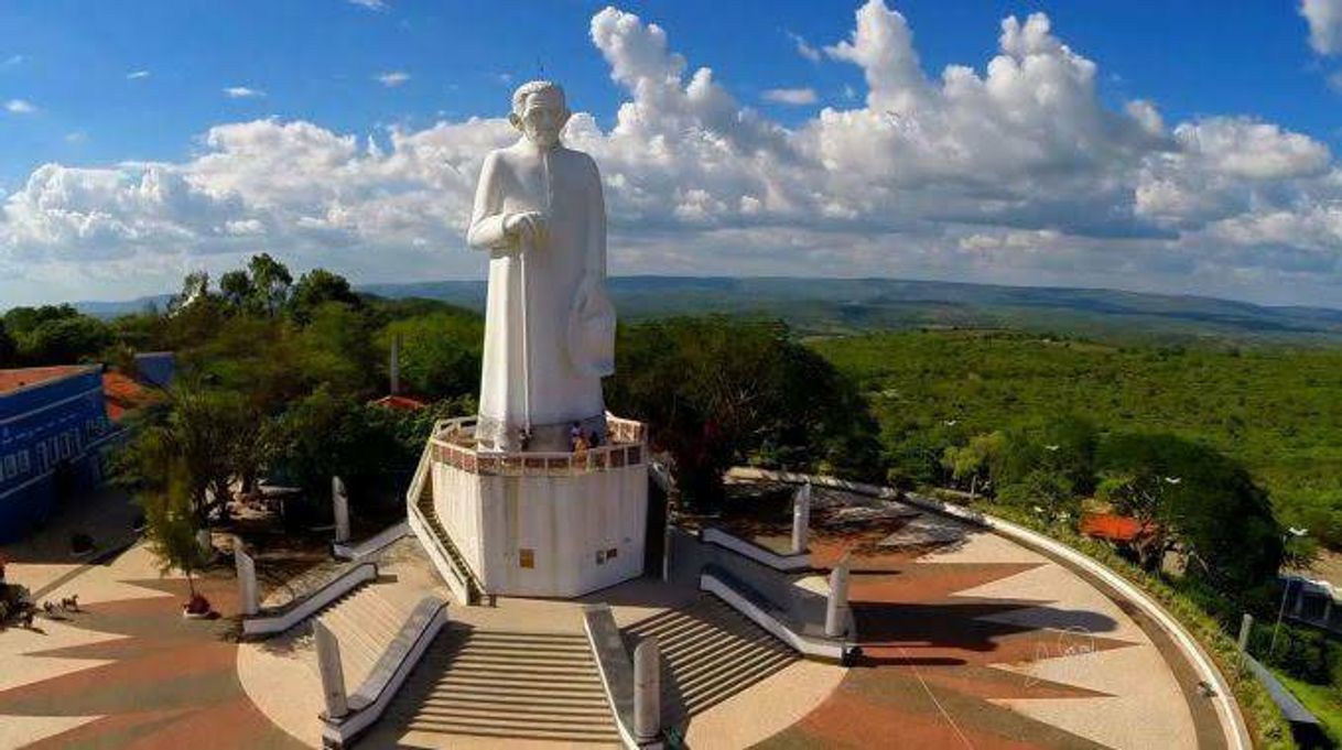 Lugar Estátua do Padre Cícero na colina do Horto