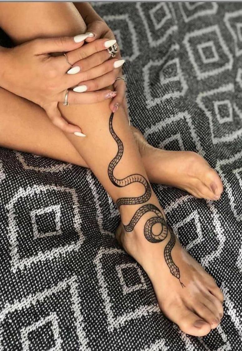 Moda Tatto de cobra 🌙