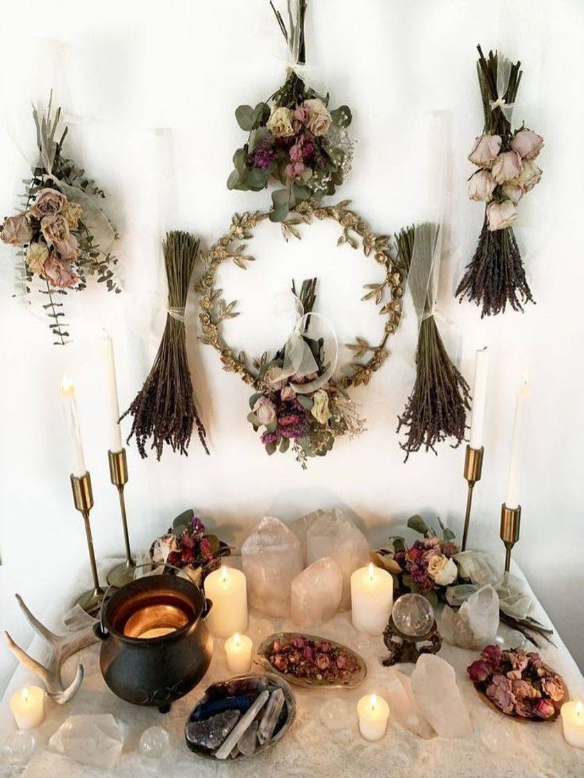 Fashion altar Wicca