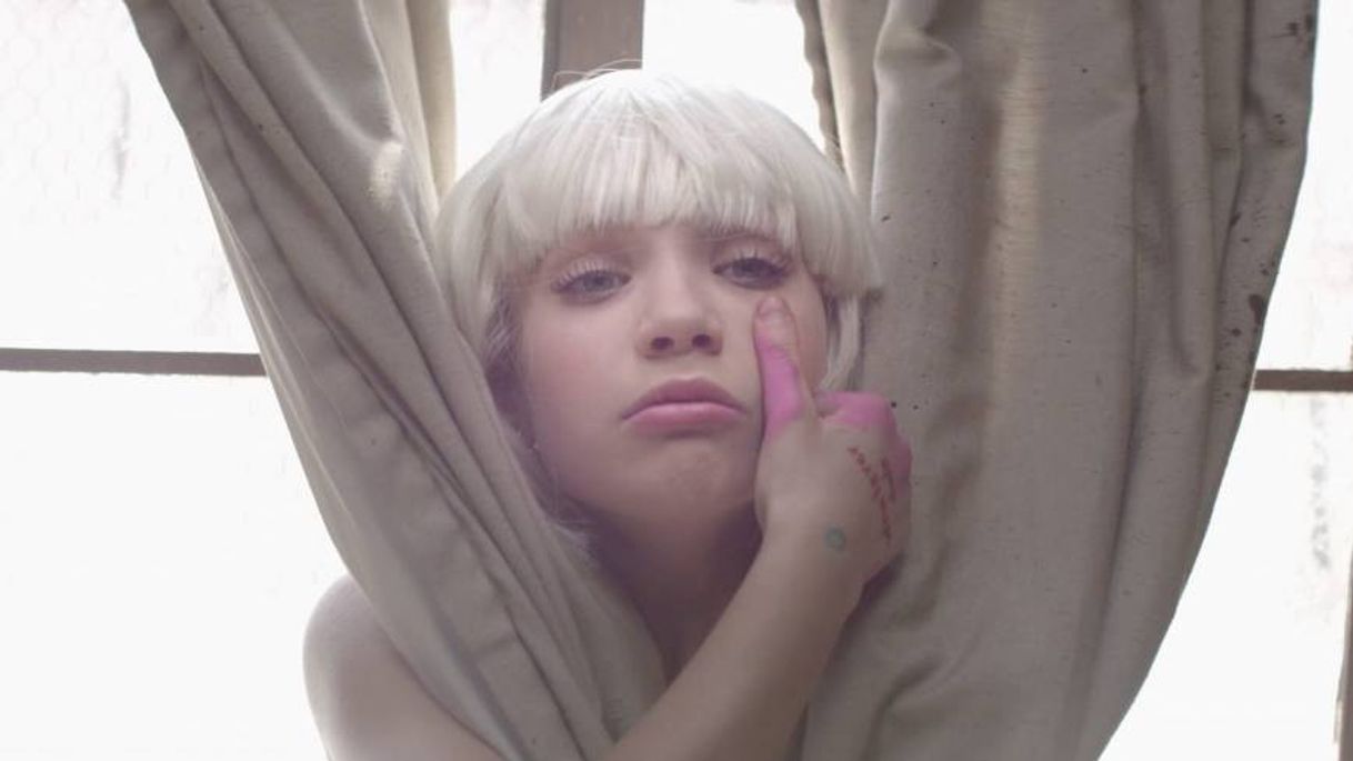 Fashion Sia - Chandelier