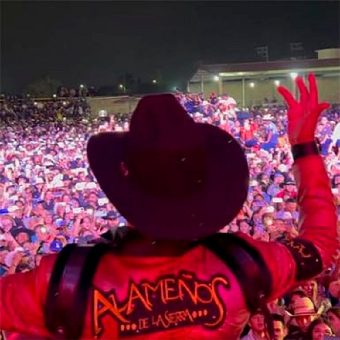 Music El Sinaloense - En vivo