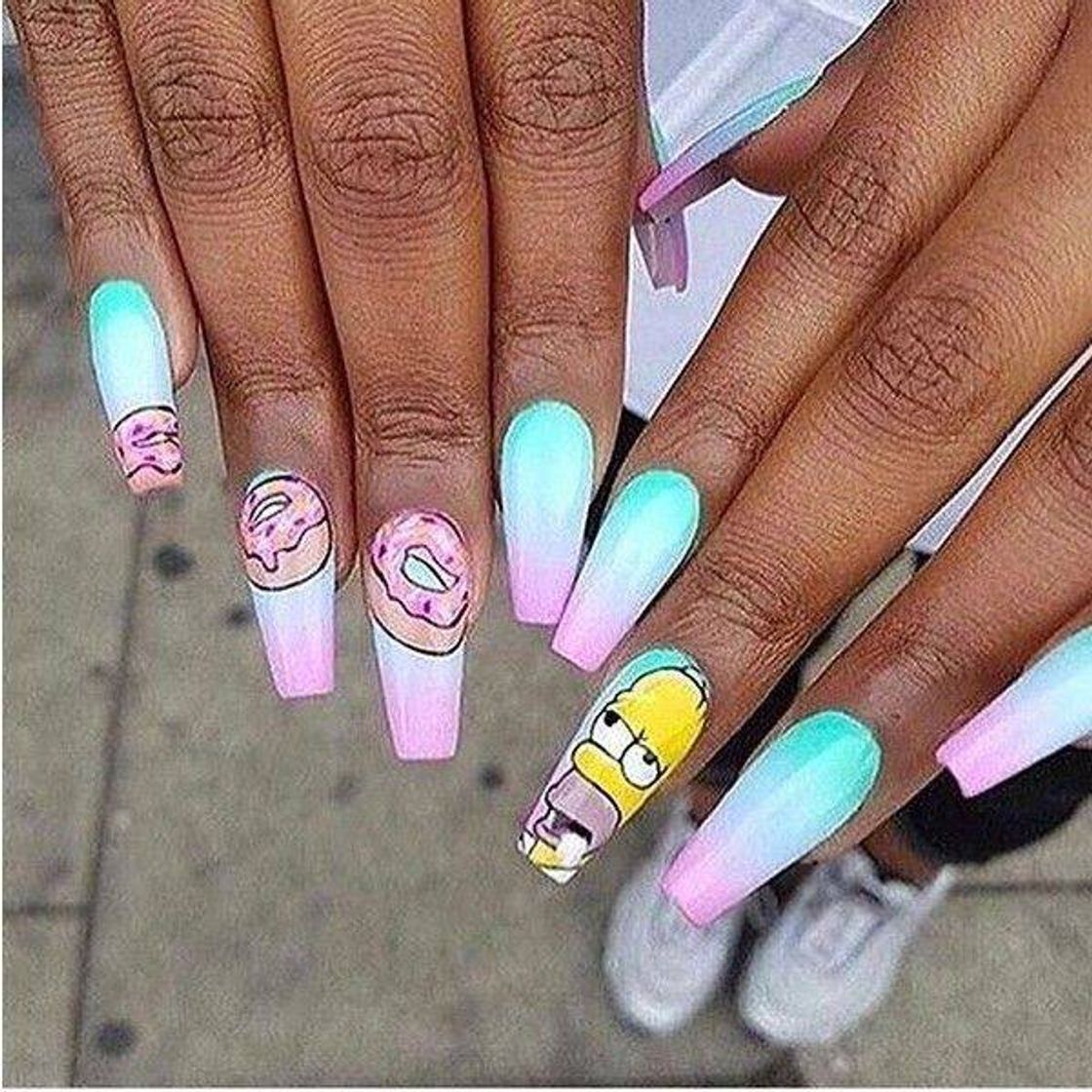 Moda Unha Simpsons 💛