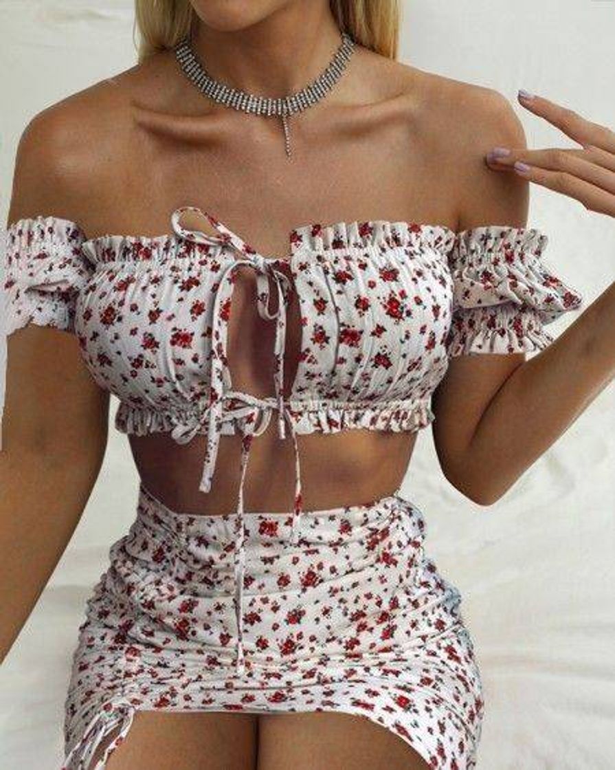 Moda Conjunto floral 🌼