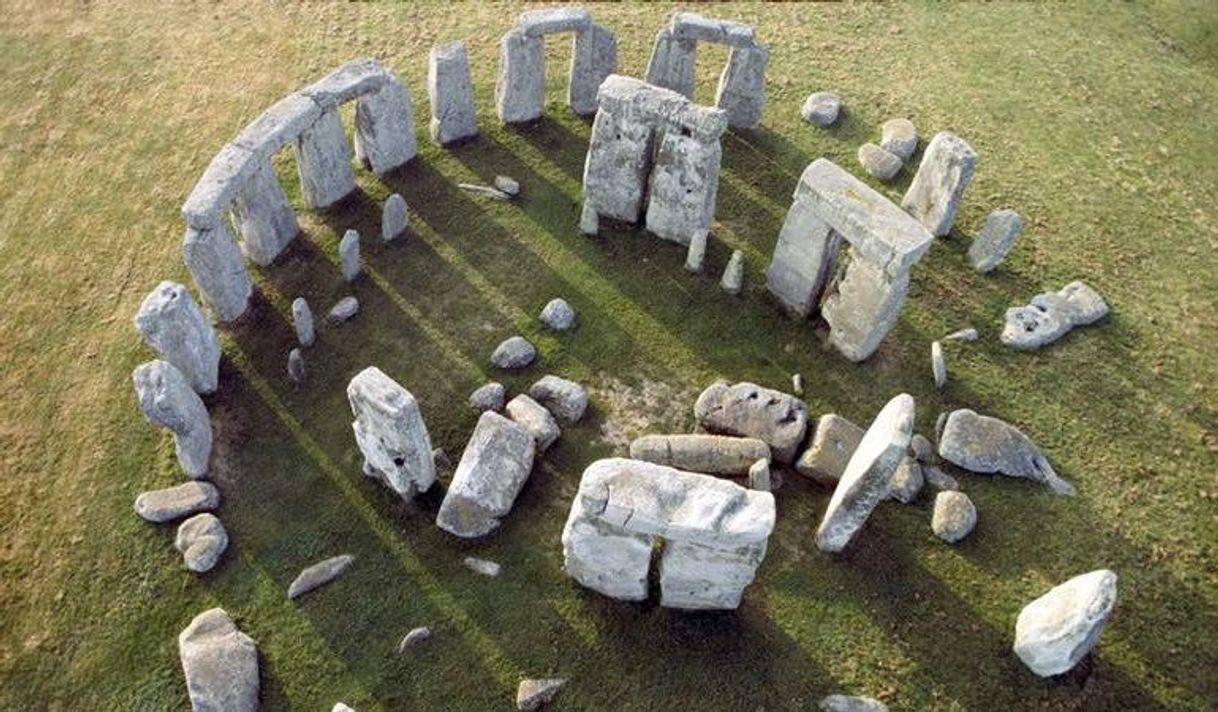 Place Stonehenge
