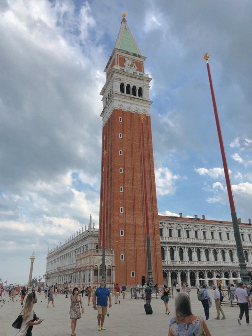 Place Piazza San Marco