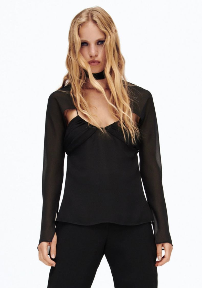 Social Blusa negra abierta 