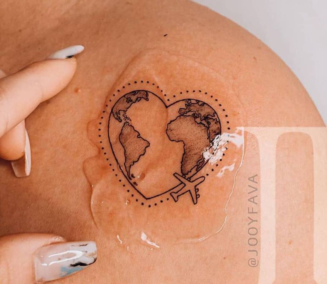 Fashion Tatuagem para os que amam uma viagem! ♥️