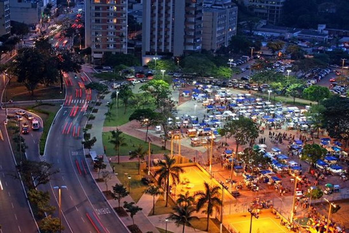 Place Praça dos Namorados