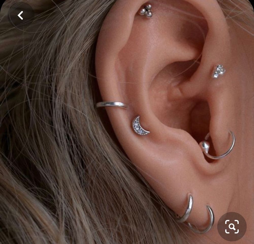 Fashion piercings na orelha