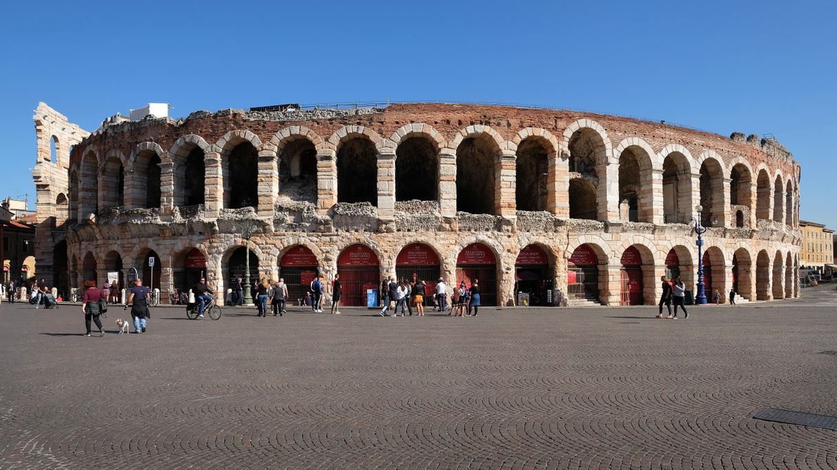 Lugar Verona Arena