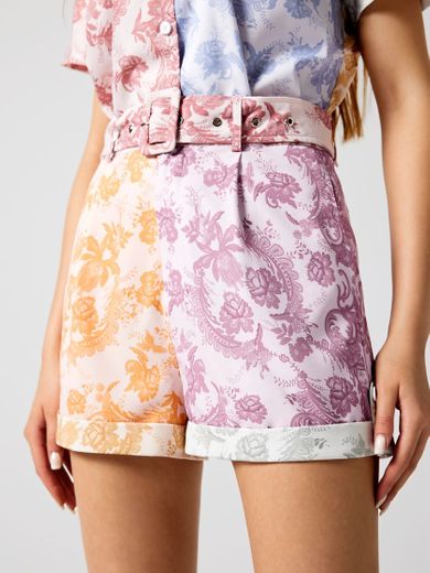 Shorts florales colorblock