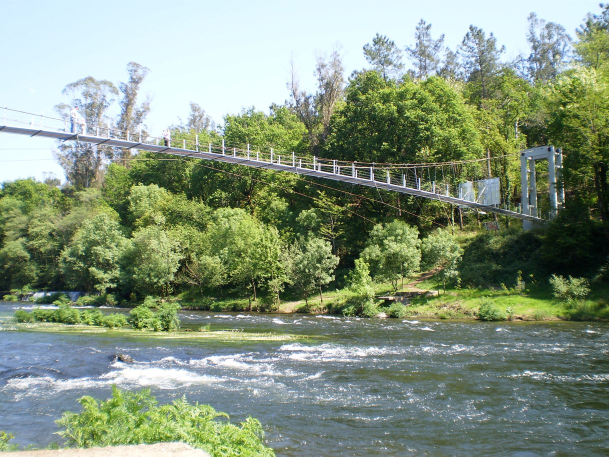 Lugares Ponte colgante do Xirimbao