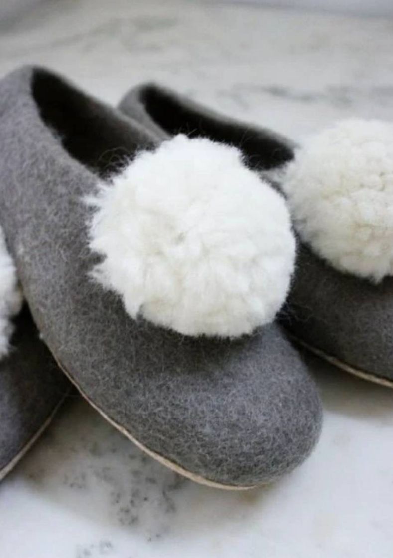 Moda POM POM SLIPPERS

