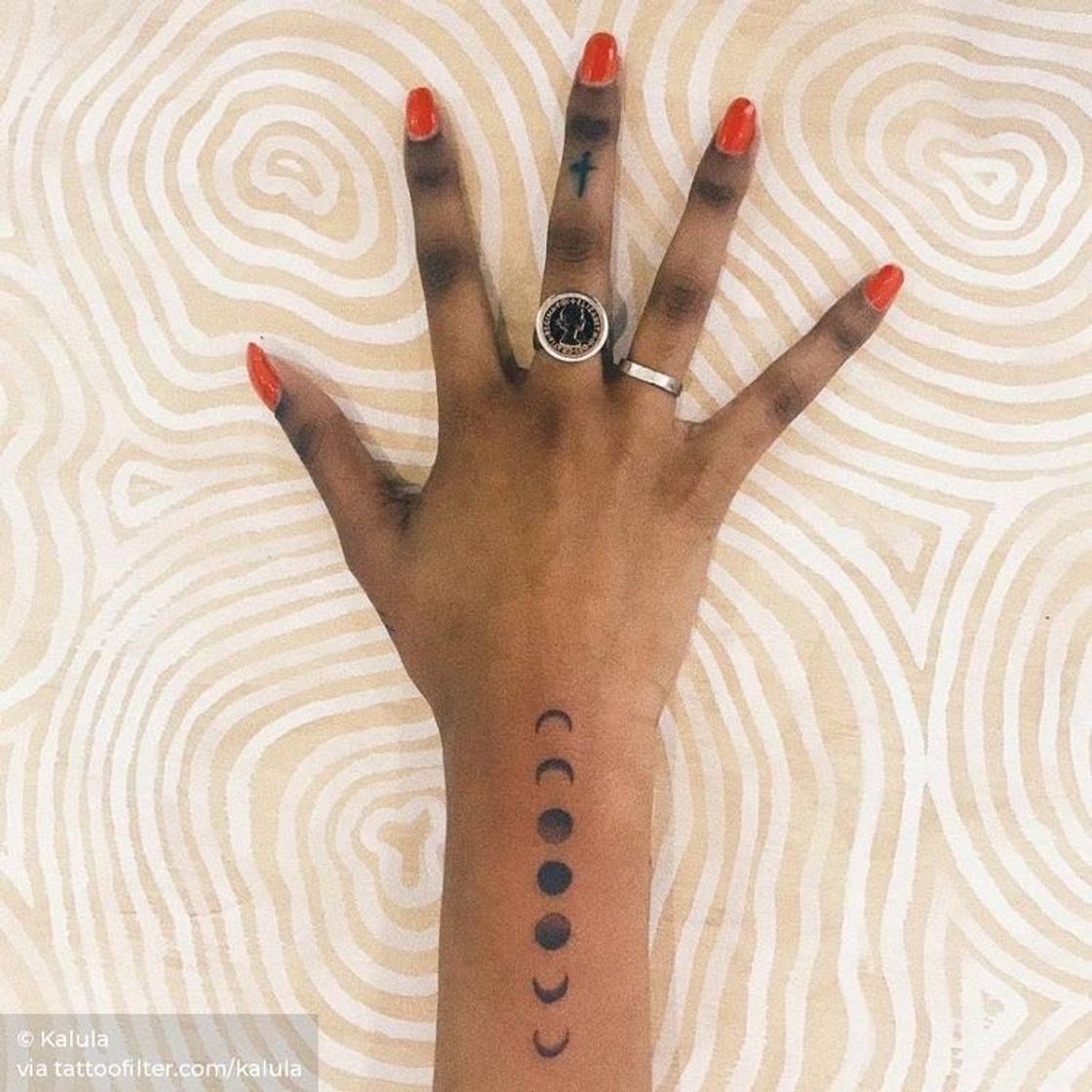 Moda tatuagem fases da lua