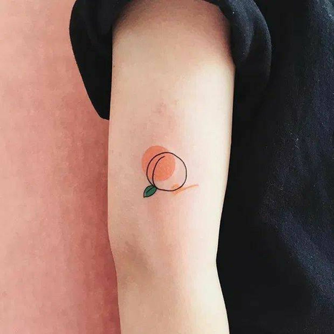 Moda tattoo minimalista