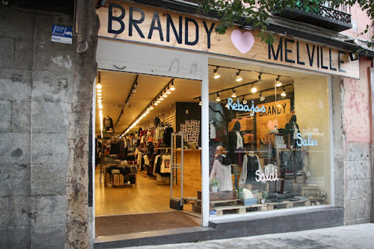 Lugar Brandy Melville