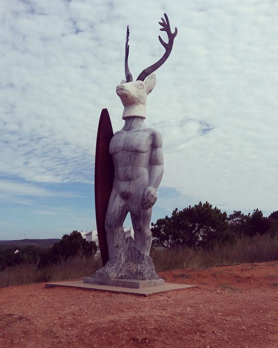 Place Estatua de homenagem aos surfistas