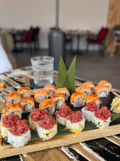 Sushi Cocktail Bar